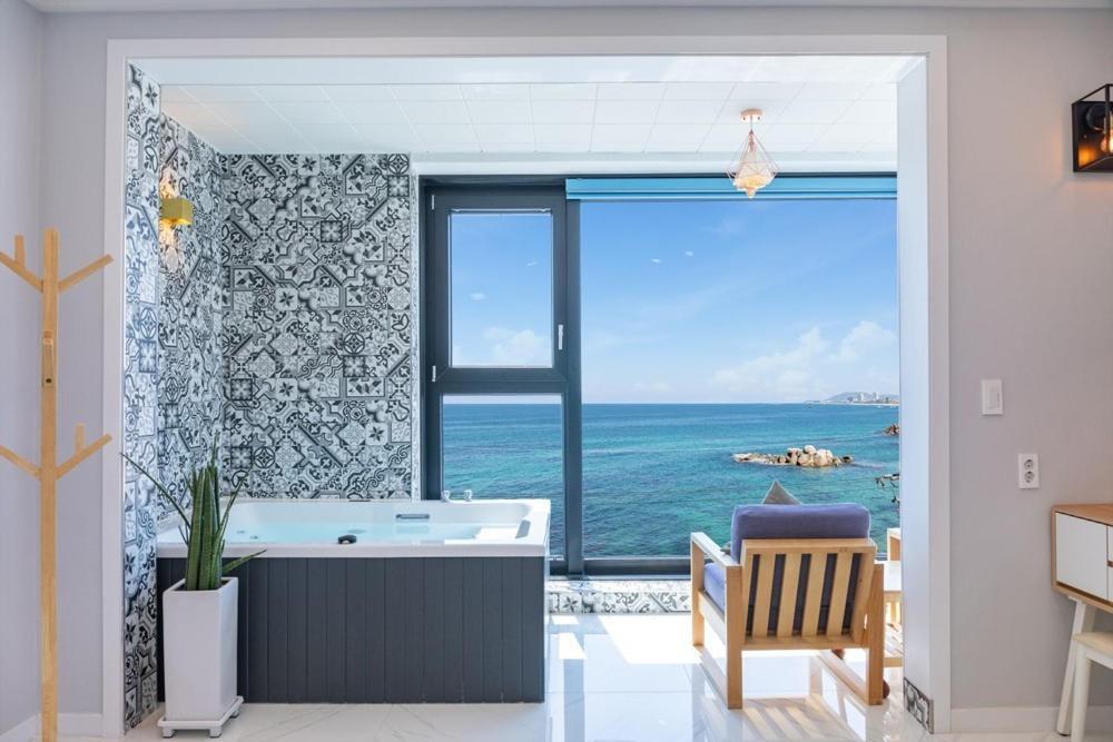 Gangneung Blanc Beach Pension Exterior foto