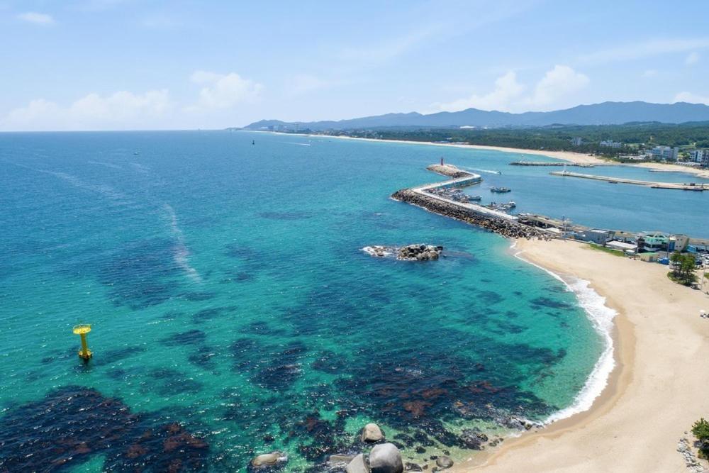 Gangneung Blanc Beach Pension Exterior foto
