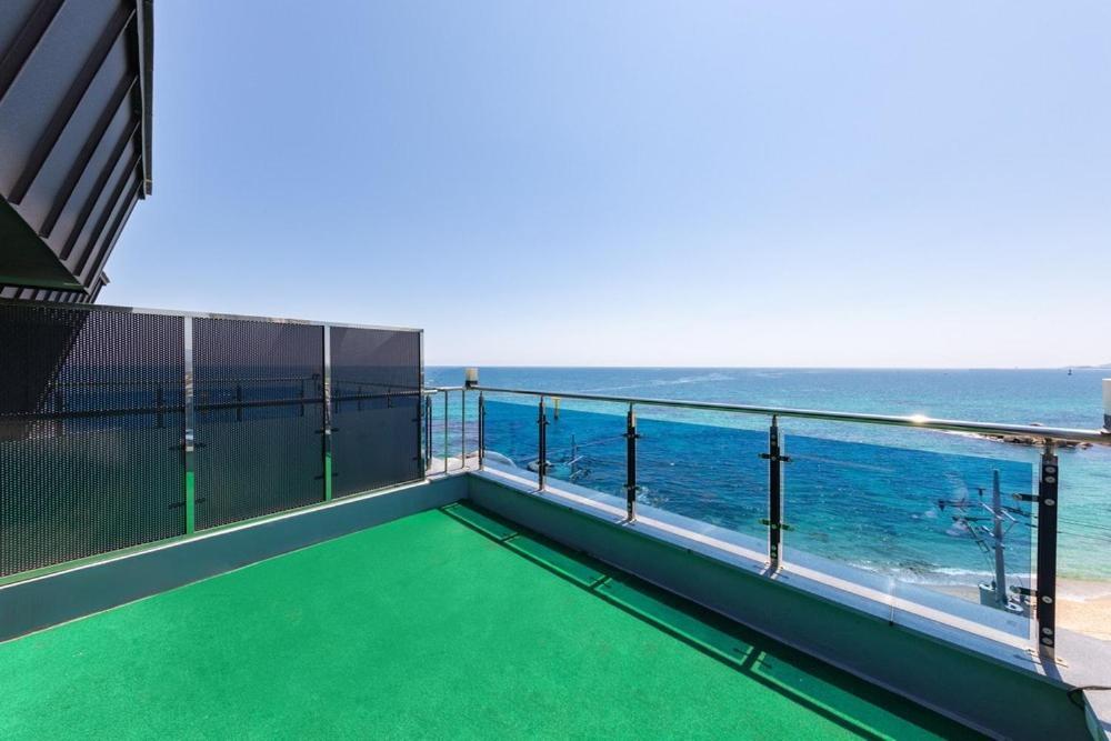Gangneung Blanc Beach Pension Exterior foto